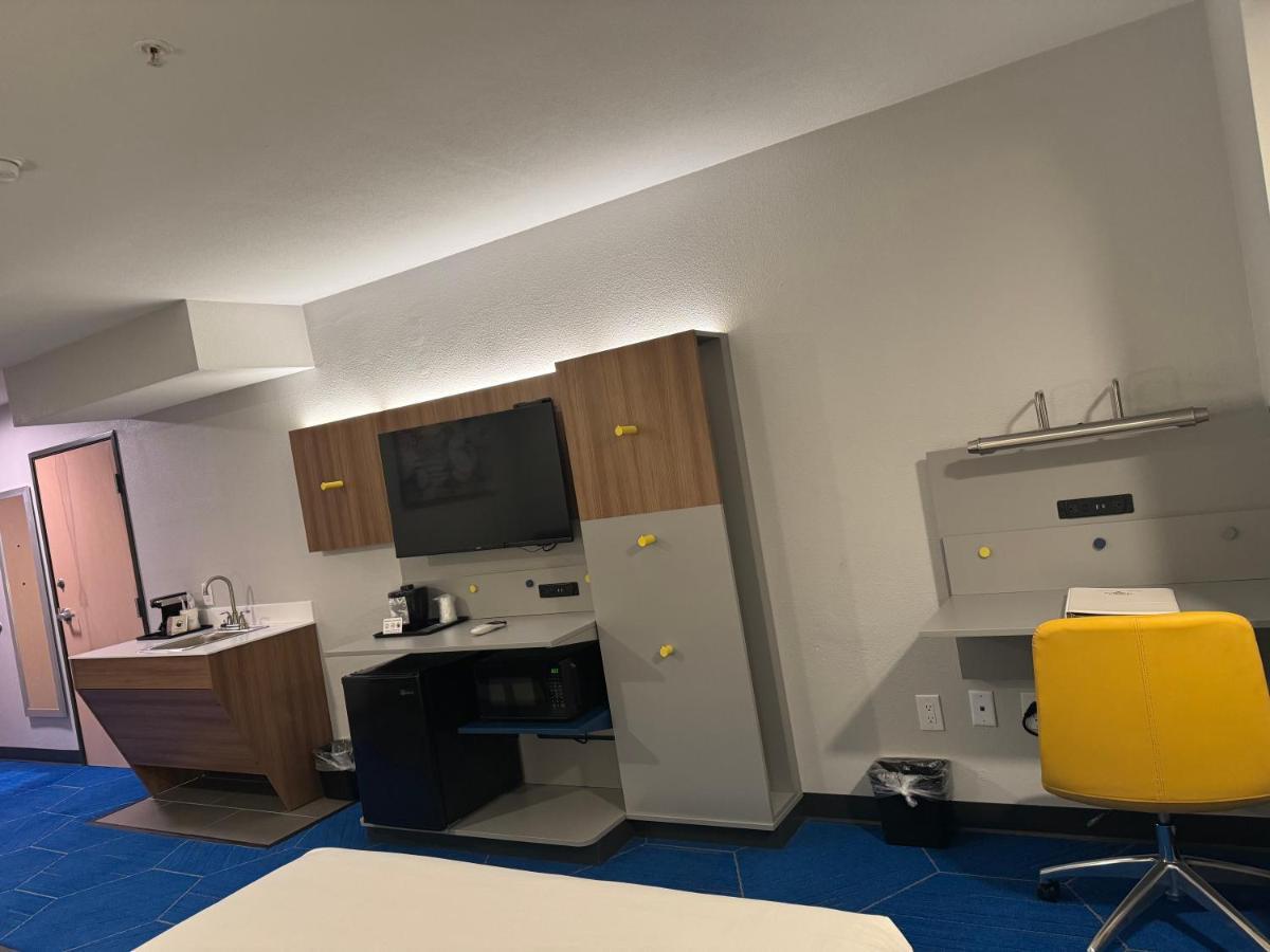 Microtel Inn And Suites Independence Dış mekan fotoğraf